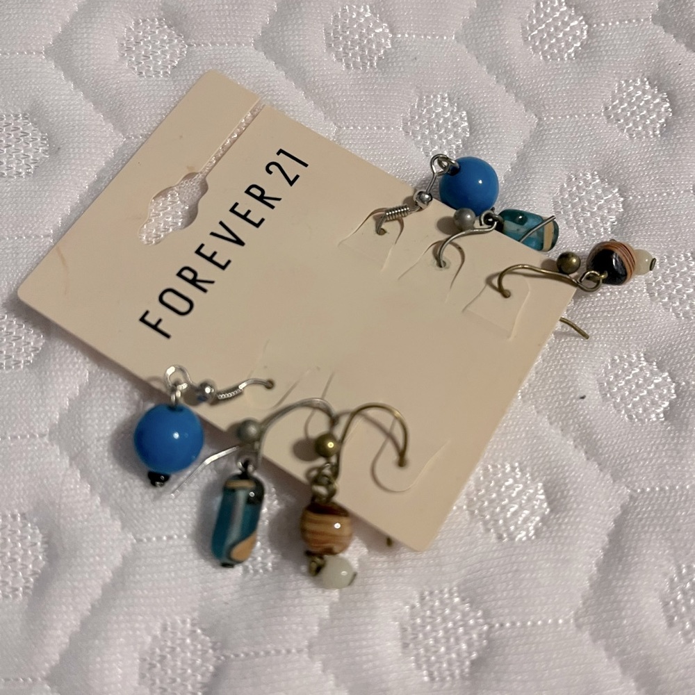 Earring set